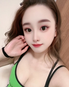۴ظ